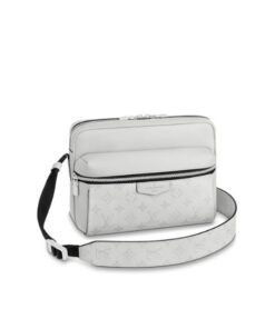 Louis Vuitton Outdoor Messenger White 25cm M30243